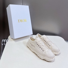 Christian Dior Low Shoes